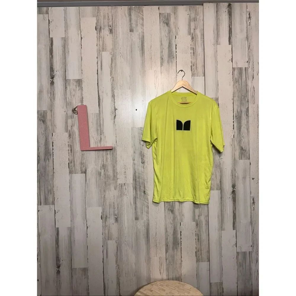 Neon Yellow Graphic T-Shirt Large Monster Attitude Athletic Activewear Tee